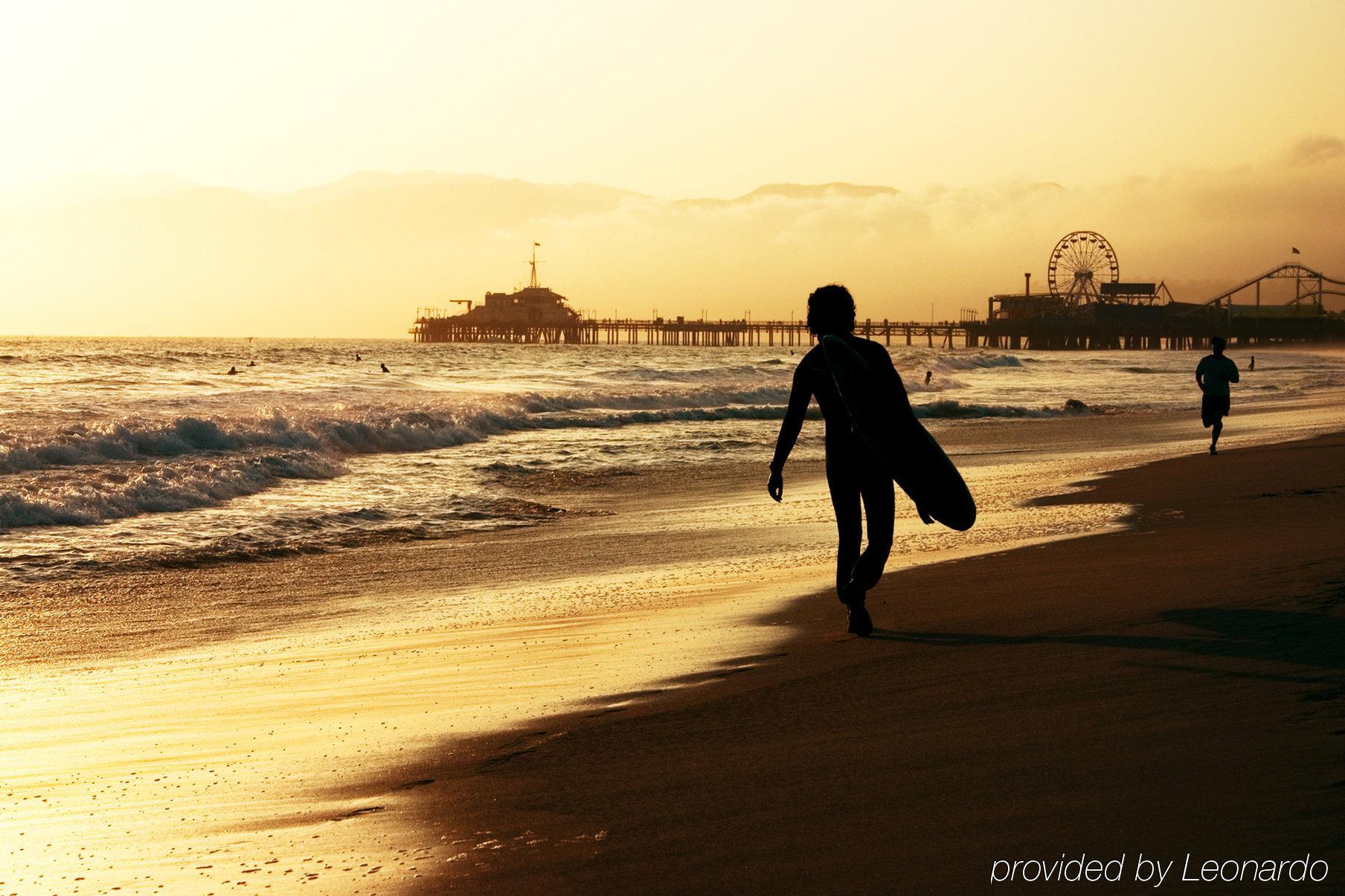 Holiday Inn Express West Los Angeles By Ihg Exteriör bild