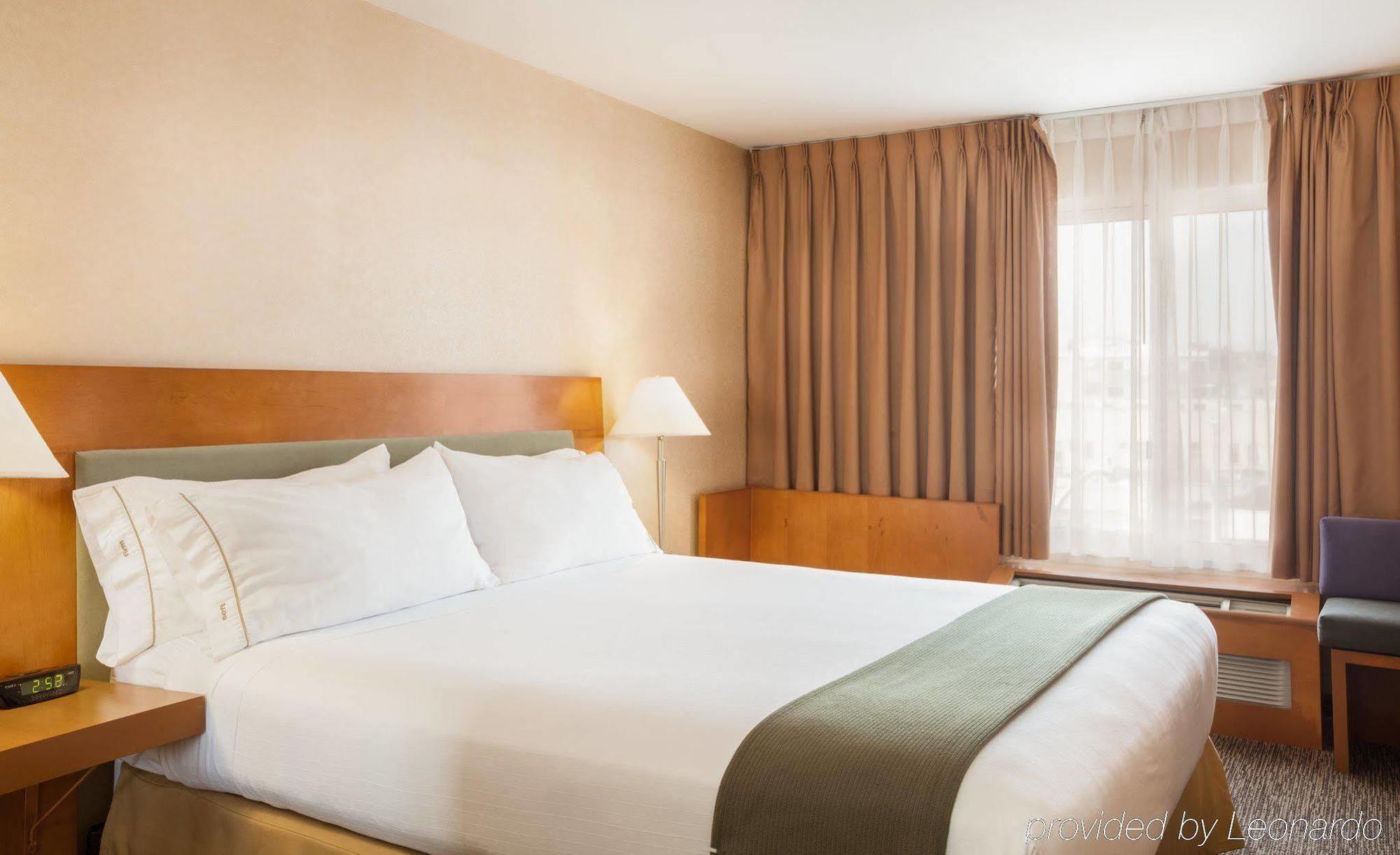 Holiday Inn Express West Los Angeles By Ihg Exteriör bild