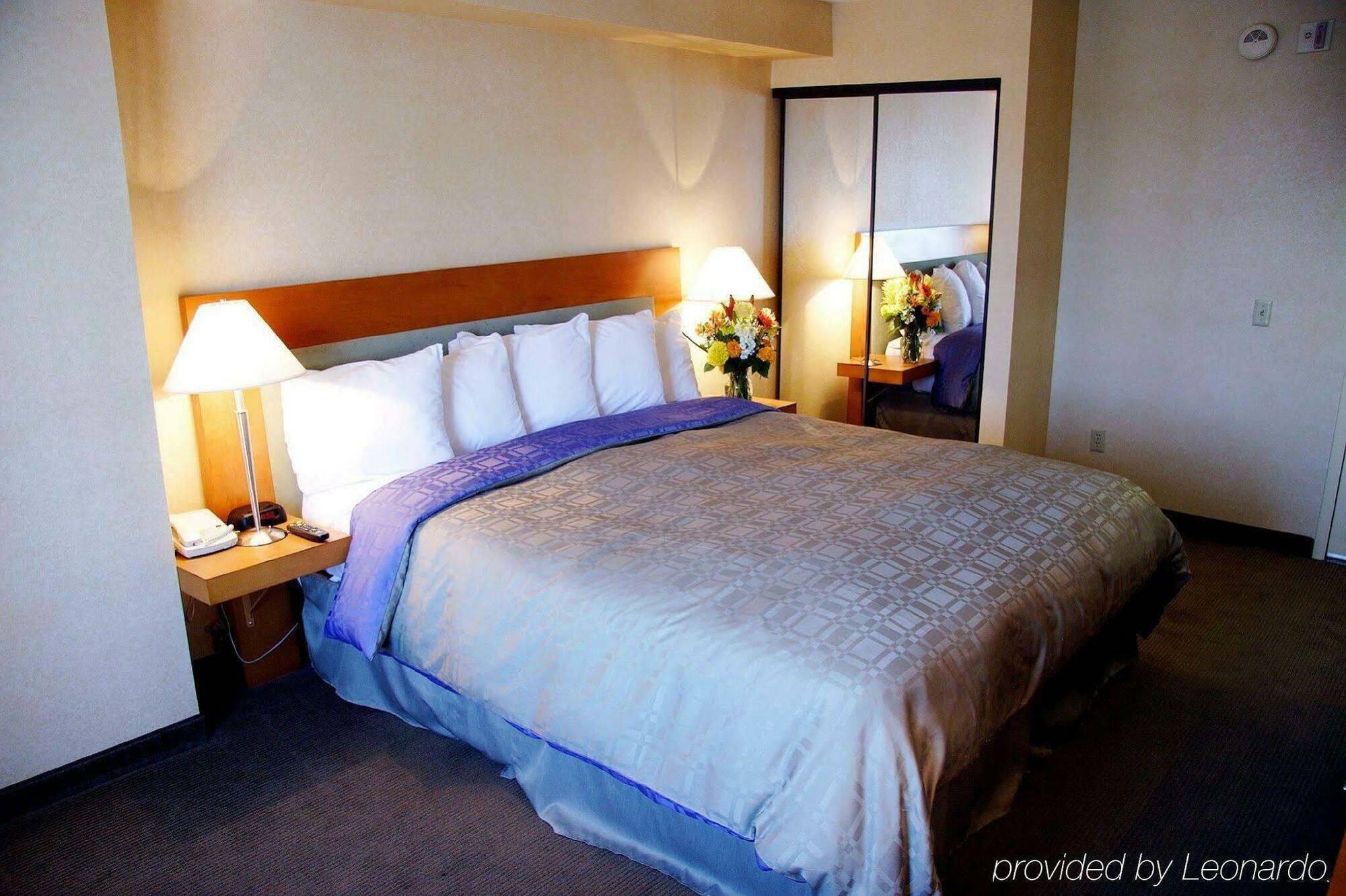 Holiday Inn Express West Los Angeles By Ihg Exteriör bild